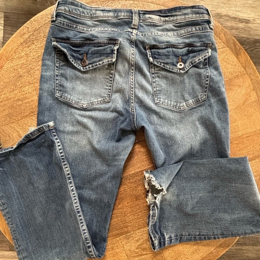 H&M Mid Rise Straight Leg Jeans - Picture 7 of 9